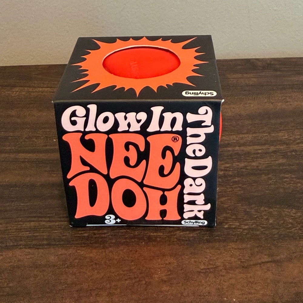 NeeDoh Glow In The Dark- Orange